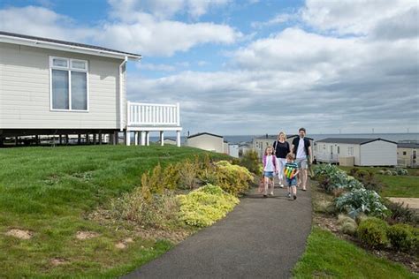 sandy bay holiday park reviews